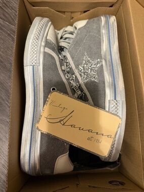 Vintage Havana Silver Glitter Star Canvas Sneakers with Blue Stripe Size 7.5